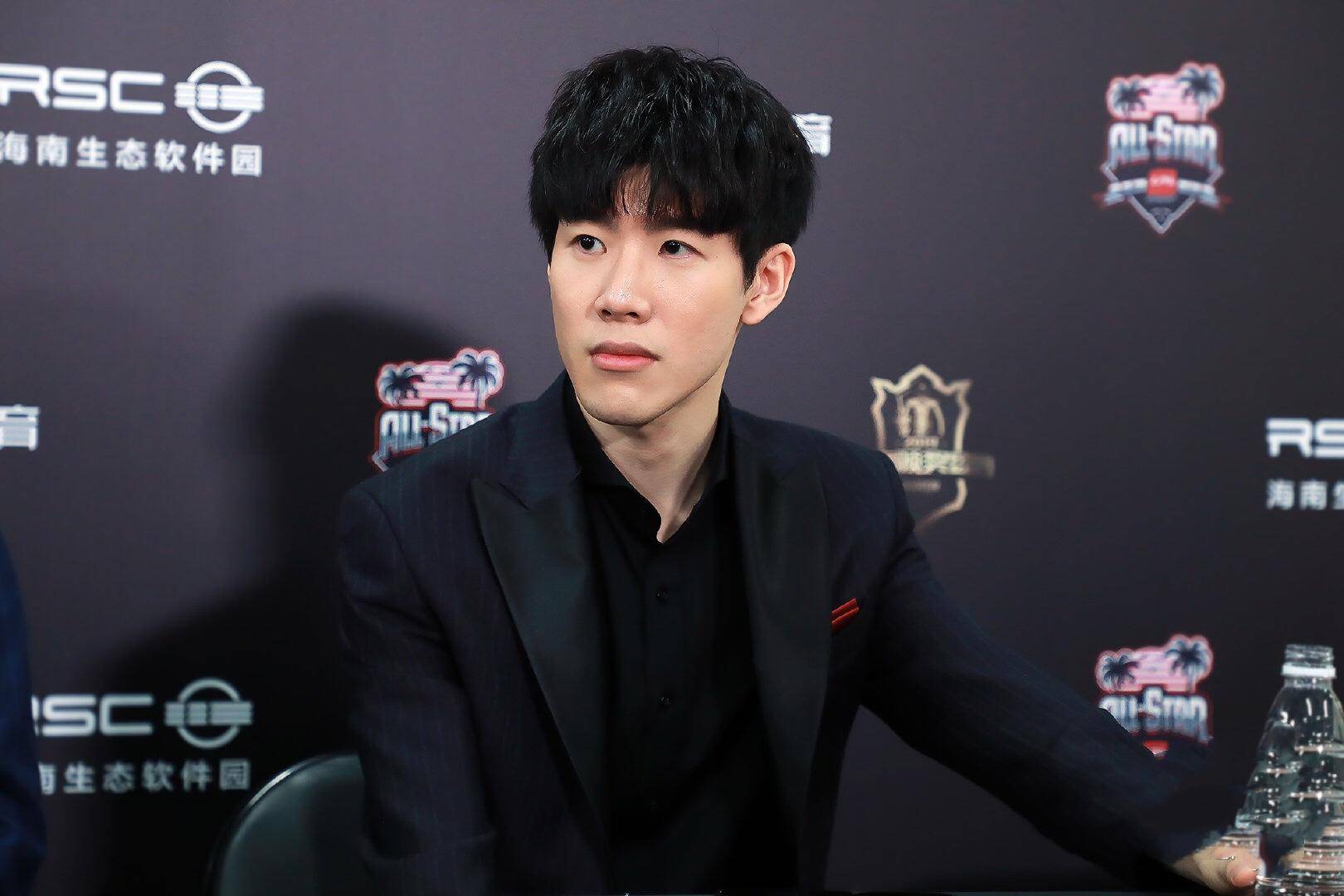 更反映了中 更反映了中