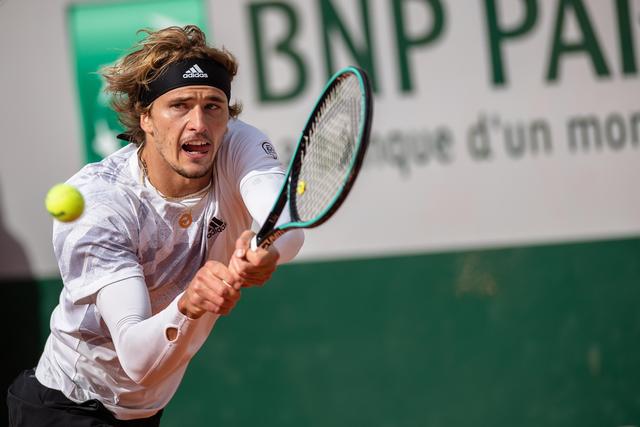 而美国队则 而美国队则