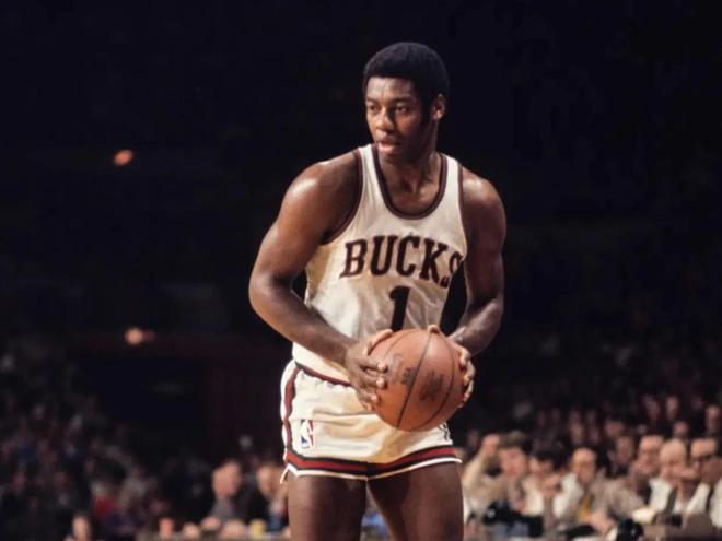 伤病与板凳 伤病与板凳