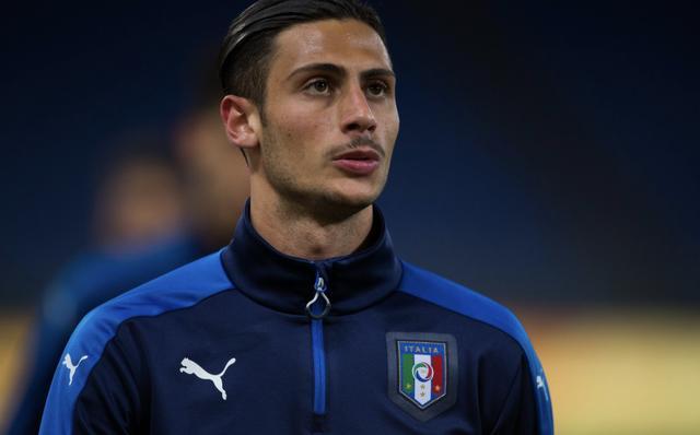 但在锦标赛 但在锦标赛