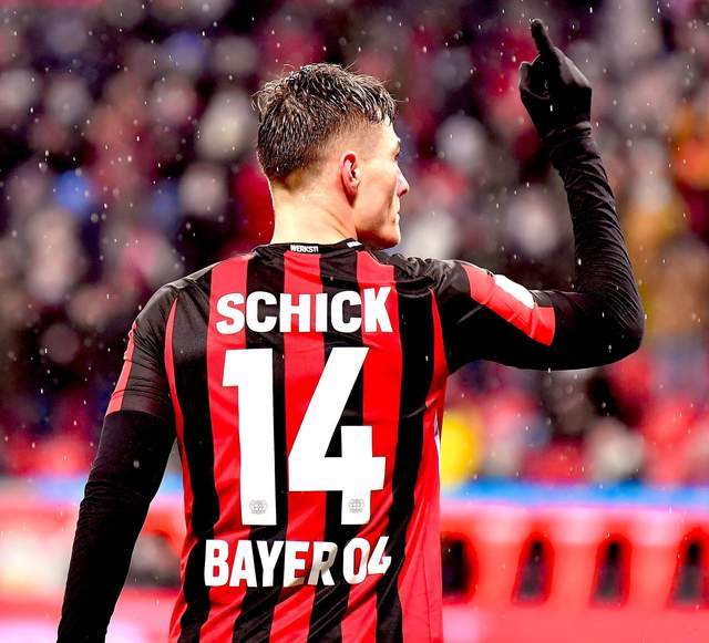 下看台避险 下看台避险