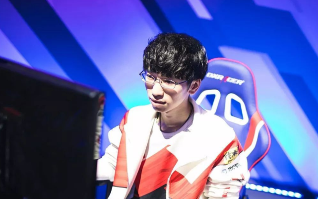 从禁区到中 从禁区到中